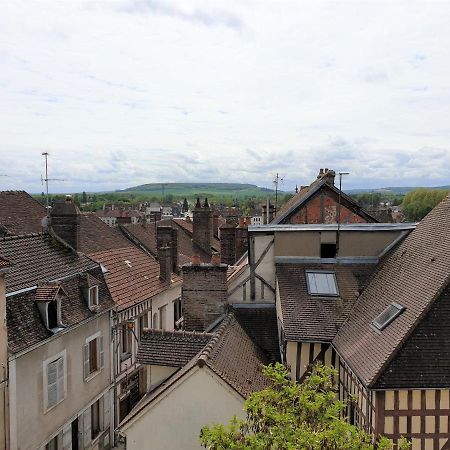 Au 36, Les Apparts Hotel Joigny Exterior foto